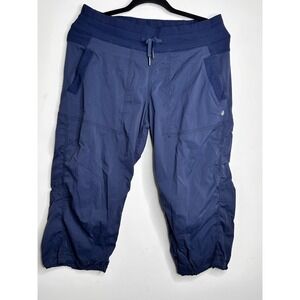 Lululemon dance studio cropped  capris